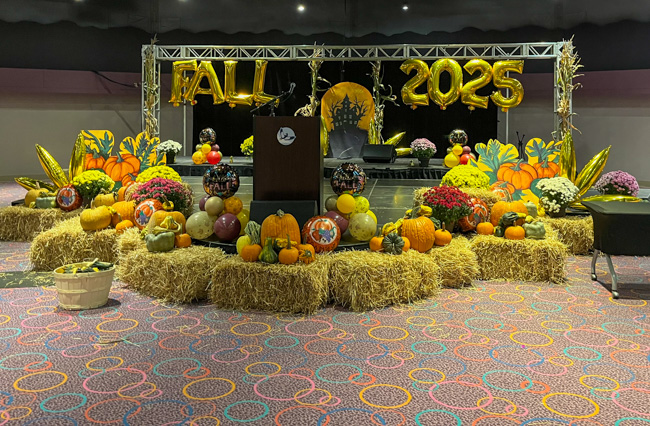 Thanksgiving and autumn decor