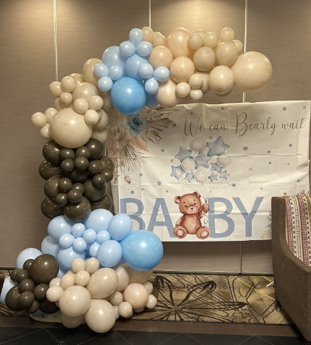 Baby show balloon arch