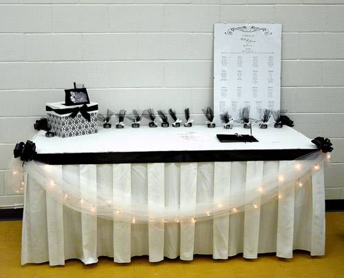 Entrance table with ribbon striping and lights