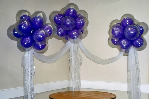 balloon clouds with tails