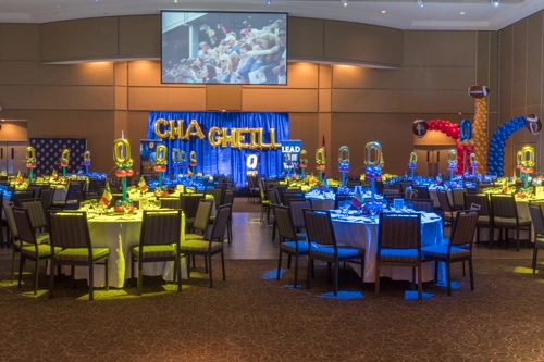 university football dinner