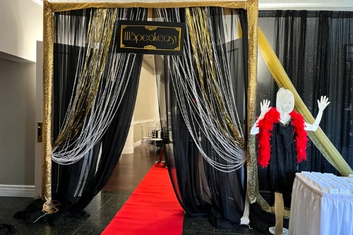 Roaring 20s prom theme