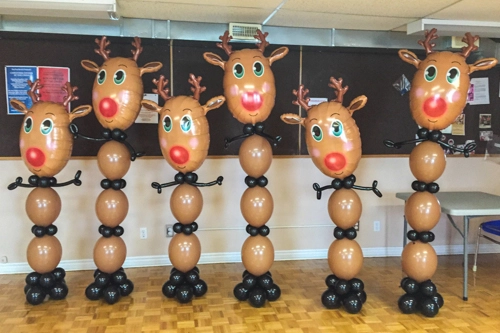 balloon reindeer in a row