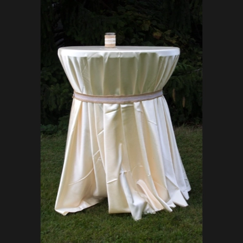 cruiser table with ivory cloth and belt