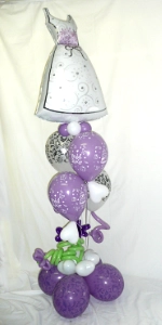 white and mauve balloon bouquet