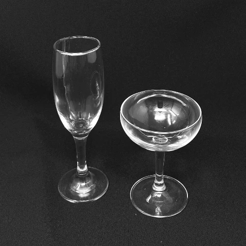 champagne glasses