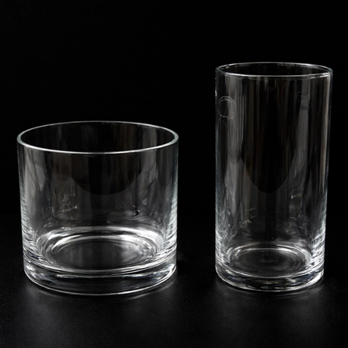 cylindrical vase centrepiece